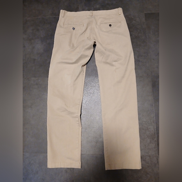 Kenneth Cole Reaction Recycled Chino Khakis Size 34W X 32 Inseam In Good Shape. - Picture 2 of 4